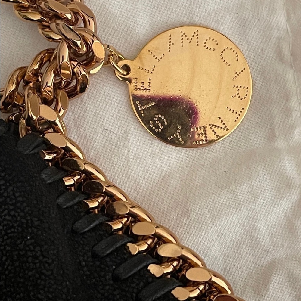 SOLD Stella McCartney black Falabella tote with golden chains - Picture 5 of 11